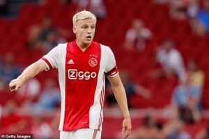 Donny van de Beek Man United