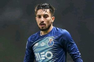 Man United Telles