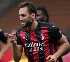 Calhanoglu Man United