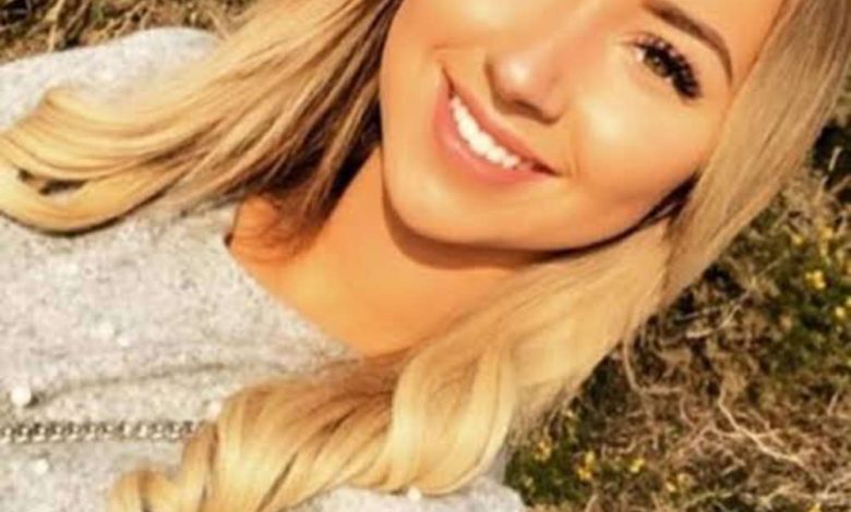 Ria Hughes