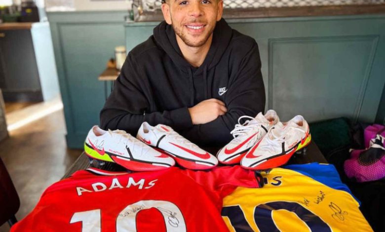 Che Adams