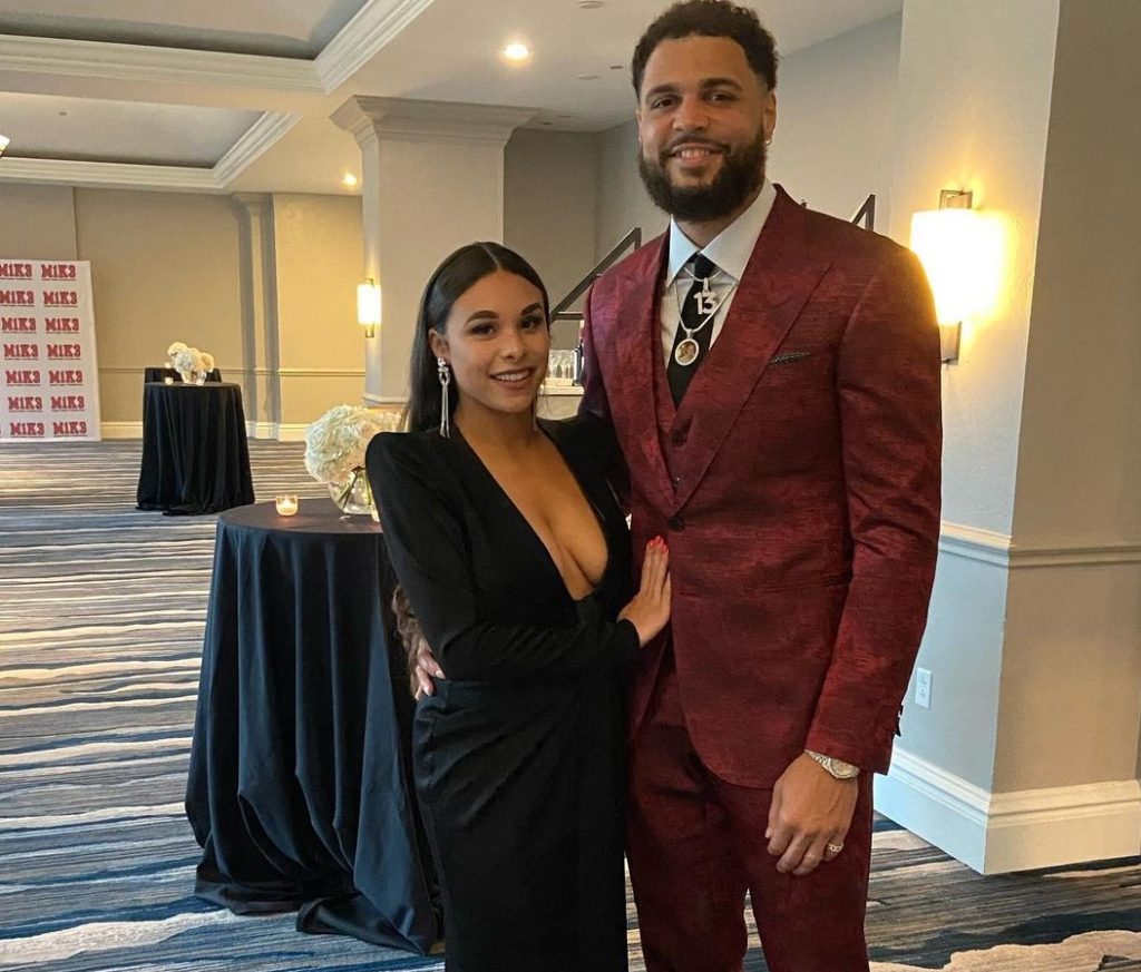 Mike Evans Wife