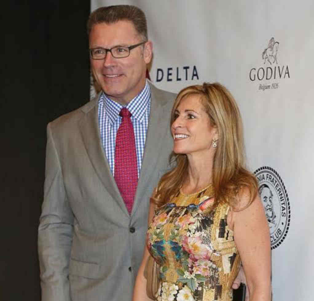 Howie Long Wife 