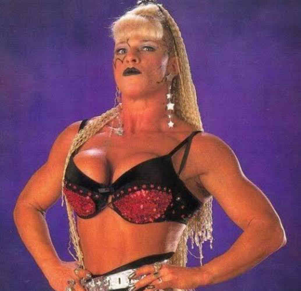 Luna Vachon Net Worth