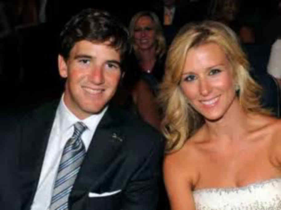 Cooper Manning Wife