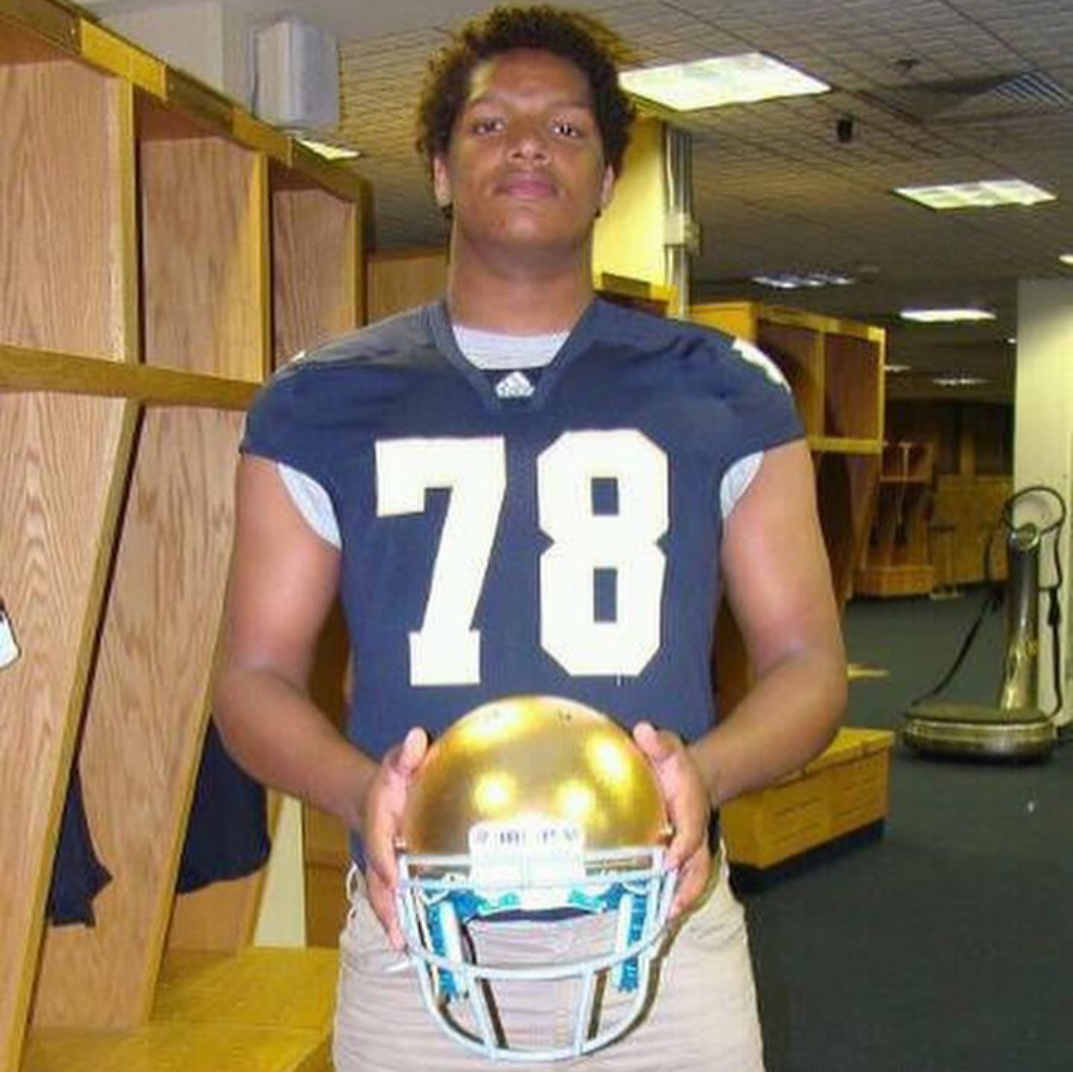 Isaac Rochell Salary, Net Worth MySportDab