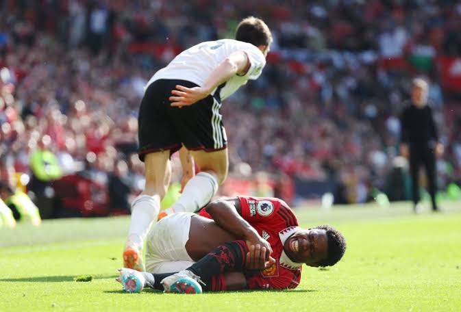 Massive BLOW For Man Utd Over Tyrell Malacia RETURN!