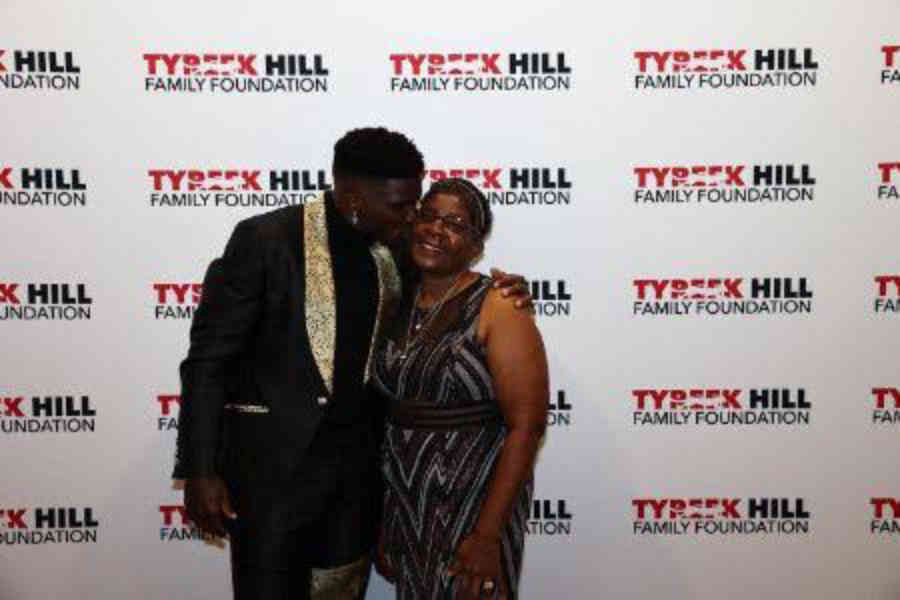 Tyreek Hill Mother 