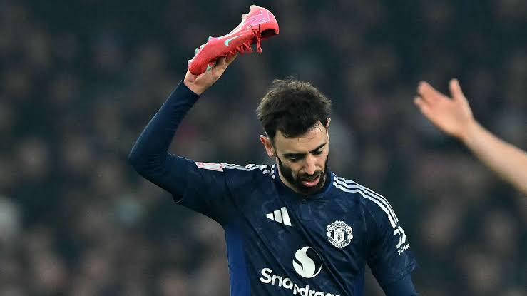 Man United Clear The Air On Bruno Fernandes Release Clause RUMORS!