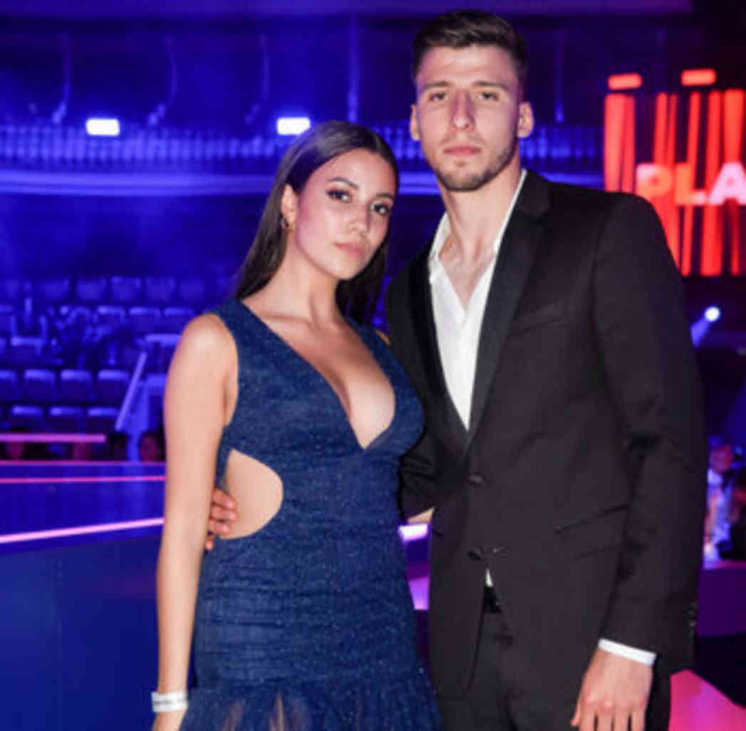 Off-Pitch Earnings: Nike, Axi, and Global Brand Endorsements