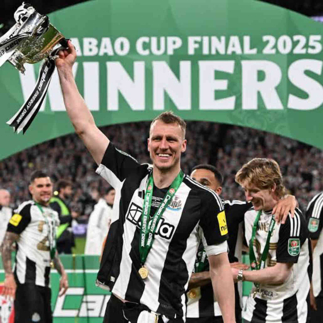 Roz's Supportive Role in Dan's Career