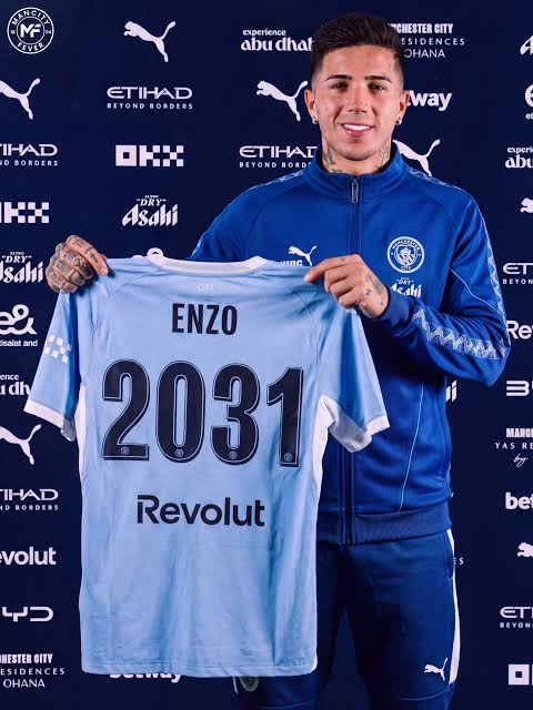 Enzo Fernandez – Chelsea to Manchester City (£125 Million)